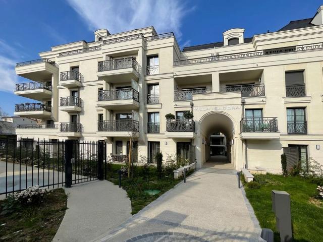 Appartement 2 pièces, 49 m² à louer à Enghien les Bains 95880