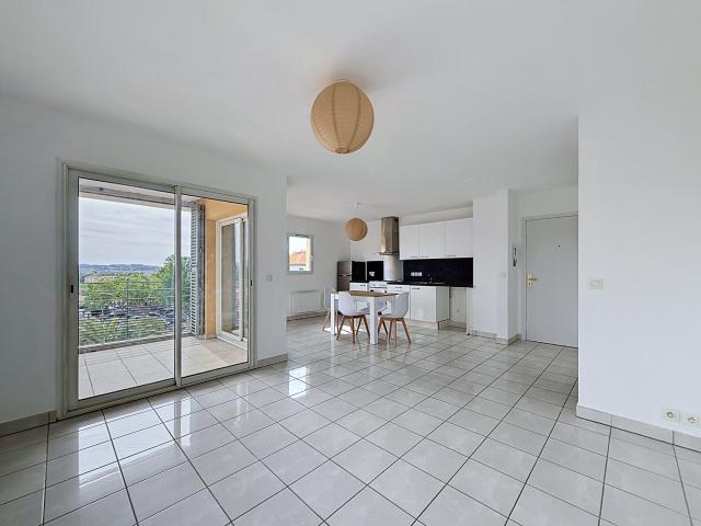 Appartement 2 pièces, 49 m² à louer à Fréjus 83600