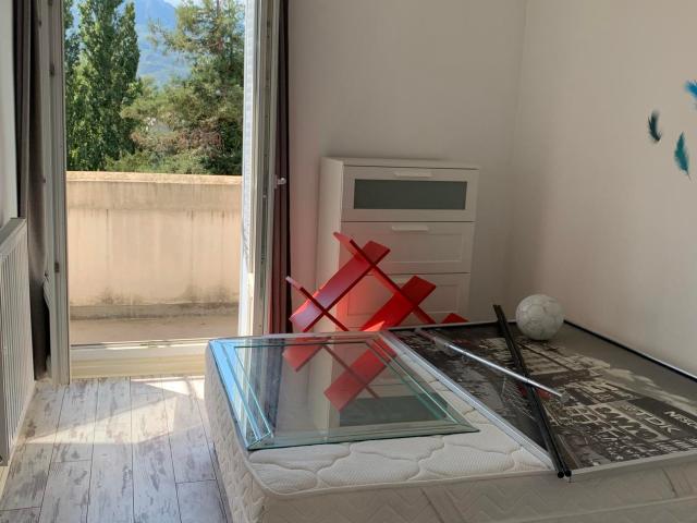 Appartement 2 pièces, 49 m² à louer à Grenoble 38000