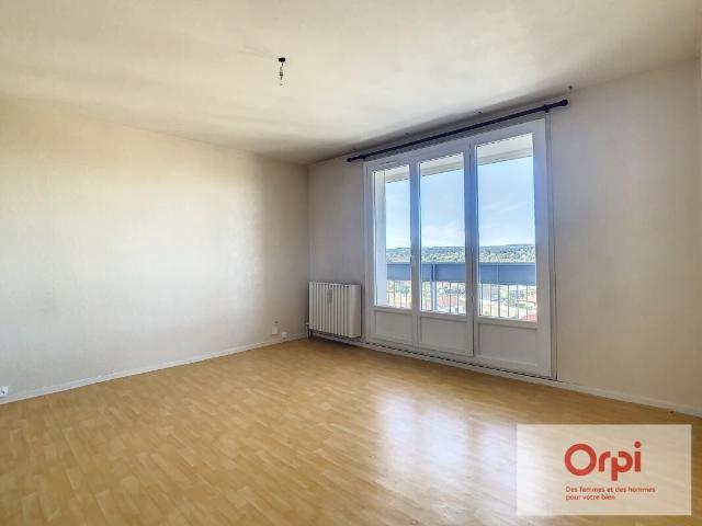 Appartement 2 pièces, 49 m² à louer à Montluçon 03100