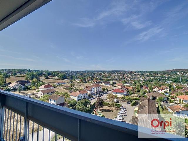 Appartement 2 pièces, 49 m² à louer à Montluçon 03100