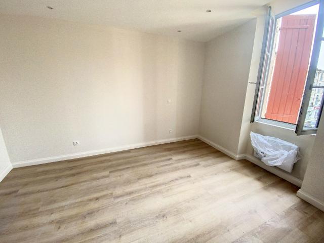 Appartement 2 pièces, 49 m² à louer à Orange 84100