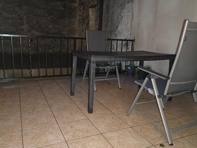 Appartement 2 pièces, 49 m² à louer à Saint Gilles 30800