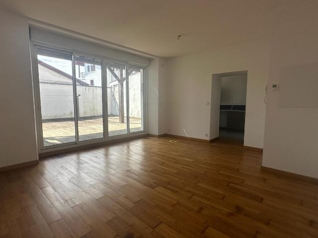 Appartement 2 pièces, 49 m² à louer à Saint Palais 64120