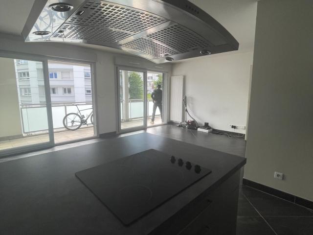 Appartement 2 pièces, 53 m² à louer à Chambéry 73000