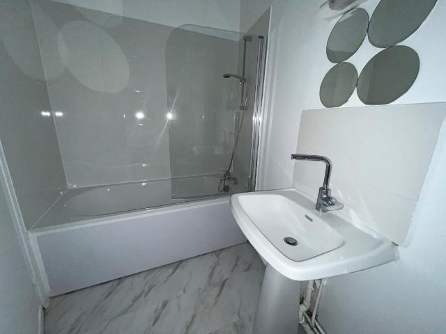Appartement 2 pièces, 53 m² à louer à Évreux 27000