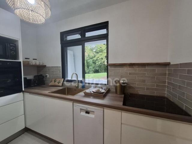 Appartement 2 pièces, 53 m² à louer à Fort de France 97200
