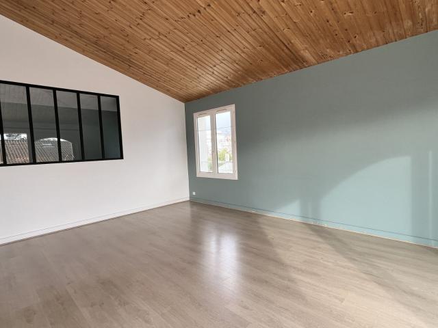 Appartement 2 pièces, 53 m² à louer à La Rochelle 17000