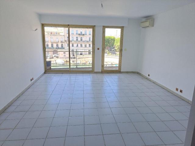 Appartement 2 pièces, 53 m² à louer à Sète 34200