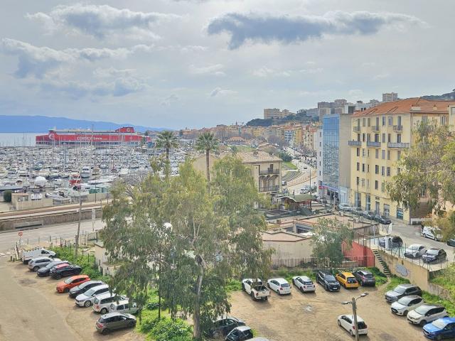 Appartement 3 pièces 53 m²