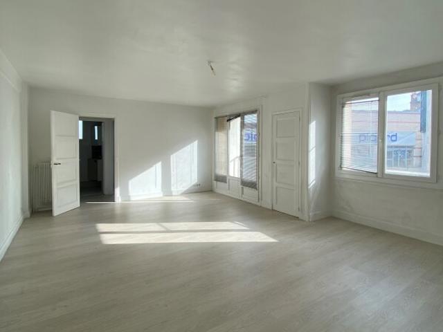 Appartement 2 pièces 53m²