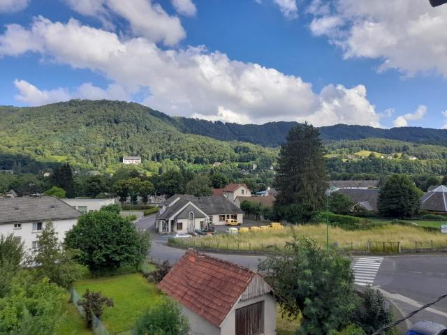 Appartement 2 pièces, 50 m² à louer à Vic sur Cère 15800