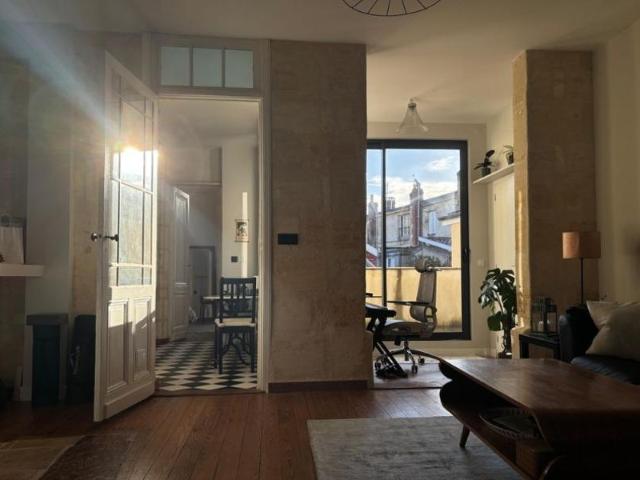 Appartement 2 pièces, 50 m² à louer à Bordeaux 33000