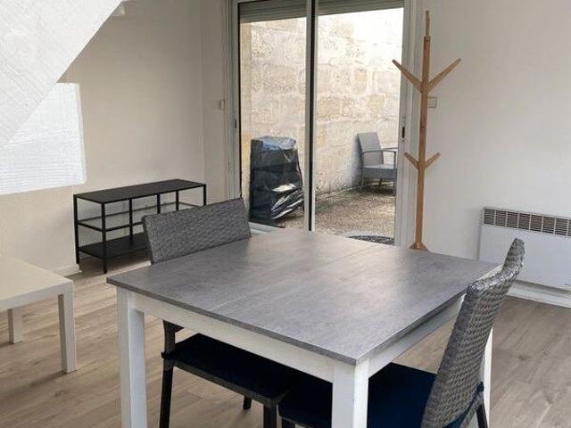 Appartement 2 pièces, 50 m² à louer à Bordeaux 33000