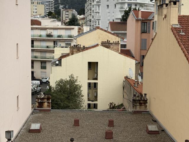Appartement 2 pièces, 50 m² à louer à Cannes 06400