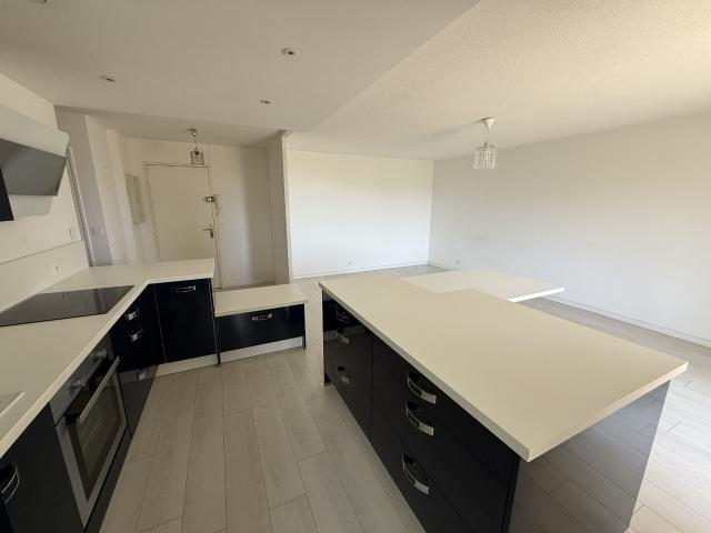 Appartement 2 pièces, 50 m² à louer à Hyères 83400