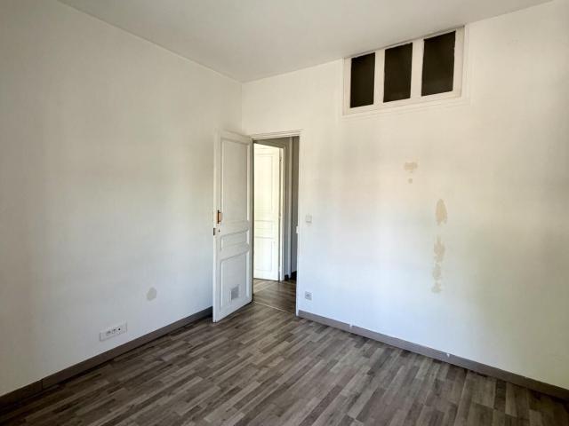 Appartement 2 pièces, 50 m² à louer à Marseille 11 13011