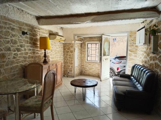 Appartement 2 pièces, 50 m² à louer à Pierrefeu du Var 83390
