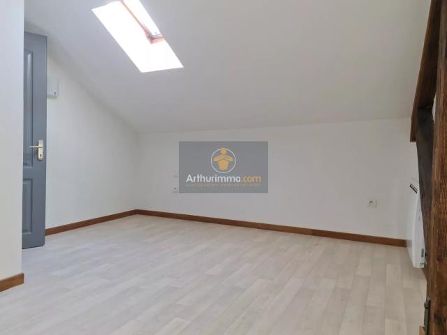 Appartement 2 pièces, 50 m² à louer à Pont Saint Esprit 30130