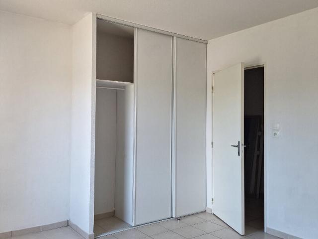 Appartement 2 pièces, 50 m² à louer à Pons 17800