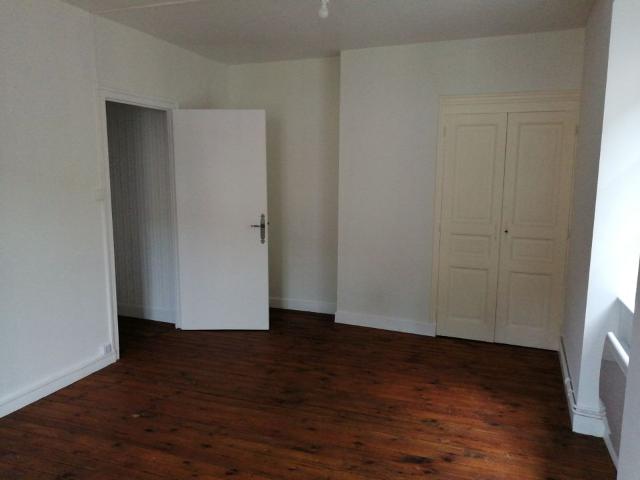 Appartement 2 pièces, 50 m² à louer à Saint Léonard de Noblat 87400