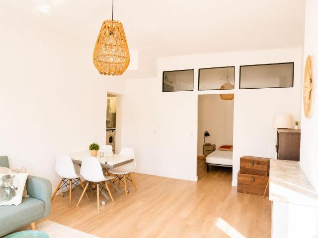 Appartement 2 pièces, 51 m² à louer à Aix en Provence 13100