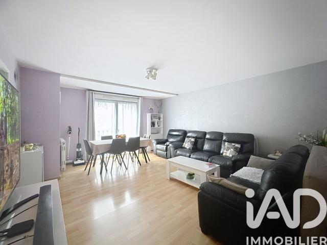Appartement 2 pièces, 51 m² à louer à Brie Comte Robert 77170