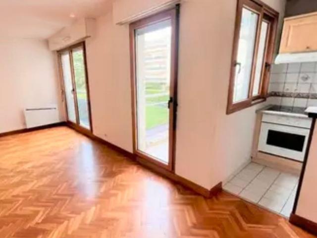 Appartement 2 pièces, 51 m² à louer à Évry Courcouronnes 91000