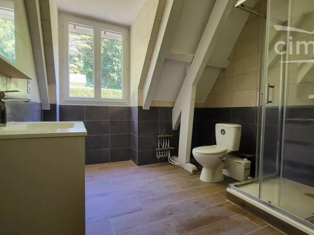 Appartement 2 pièces, 51 m² à louer à Saint Martin d'Hères 38400