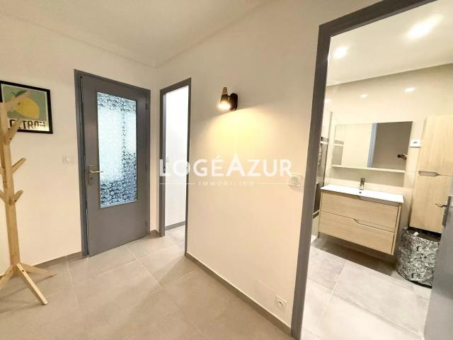 Appartement 2 pièces, 52 m² à louer à Antibes 06600