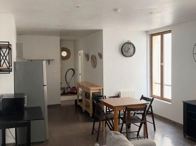 Appartement 2 pièces, 52 m² à louer à Bordeaux 33000