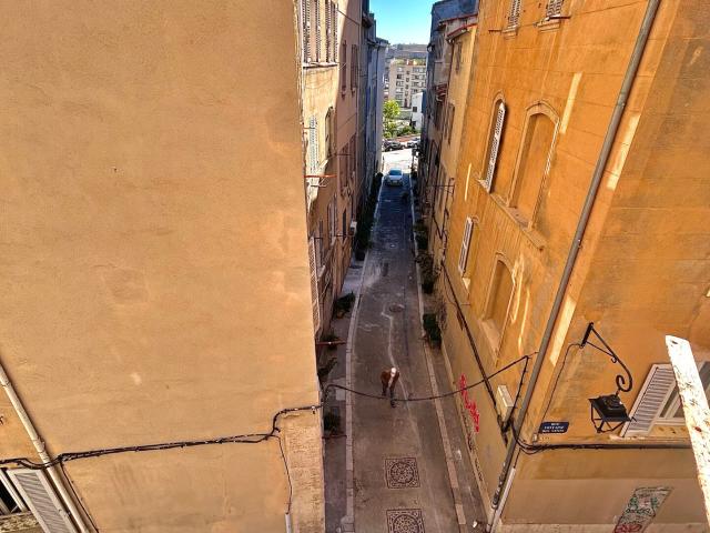 Appartement 2 pièces, 52 m² à louer à Marseille 2 13002