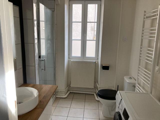 Appartement 2 pièces, 52 m² à louer à Nevers 58000
