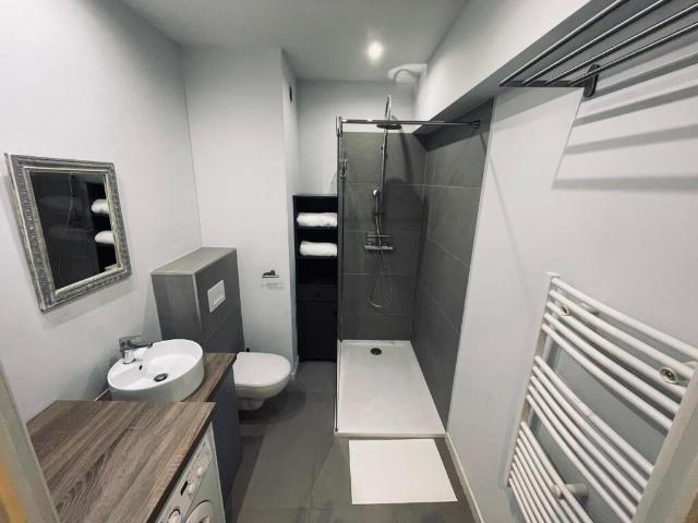 Appartement 2 pièces, 52 m² à louer à Nice 06000