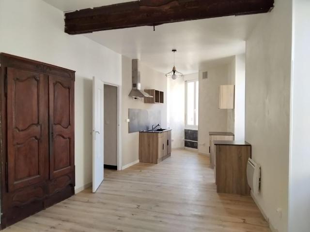 Appartement 2 pièces, 52 m² à louer à Saint Ambroix 30500