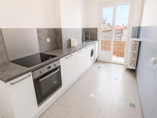 Appartement 2 pièces, 52 m² à louer à Saint Étienne 42100