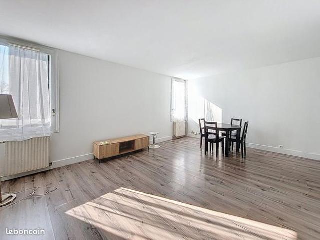 Appartement 2 pièces 52 m²