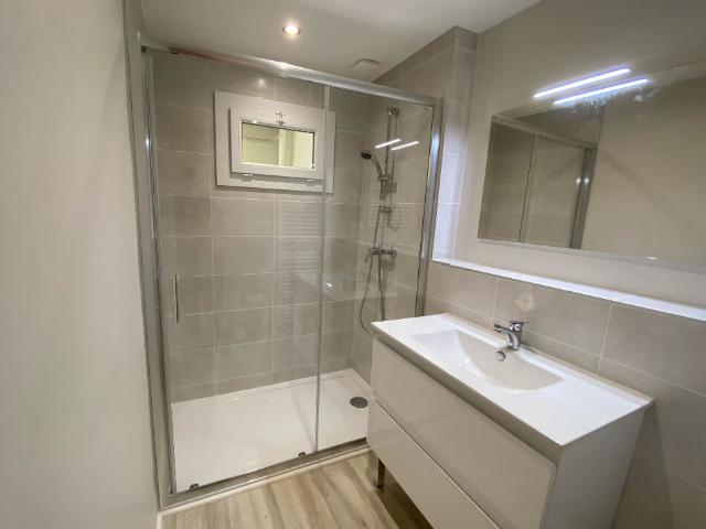 Appartement 2 pièces, 57 m² à louer à Voiron 38500