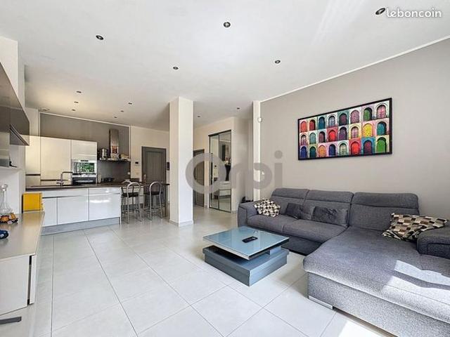 Appartement 2 pièces 57 m²