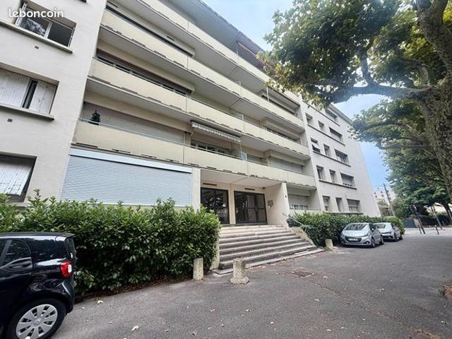 Appartement 2 pièces 57 m²