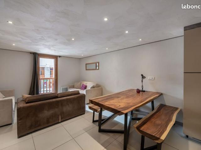 Appartement 2 pièces 57 m²