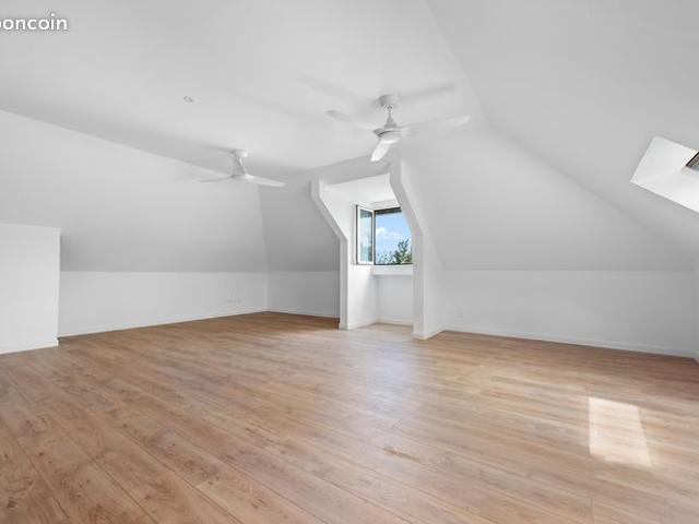 Appartement 2 pièces 57m2 dernier étage + terrasse
