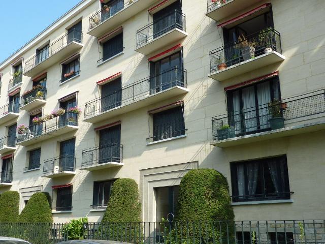 Appartement 2 pièces 54 m2 avec terrasse et parking