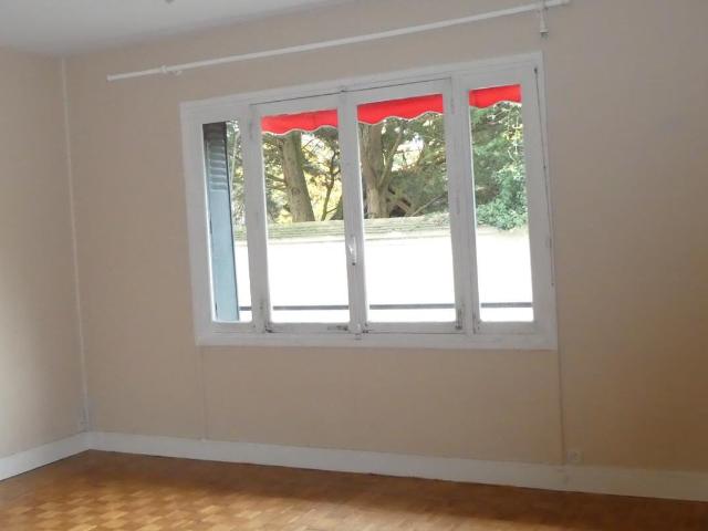 Appartement 2 pièces 54 m2 en résidence