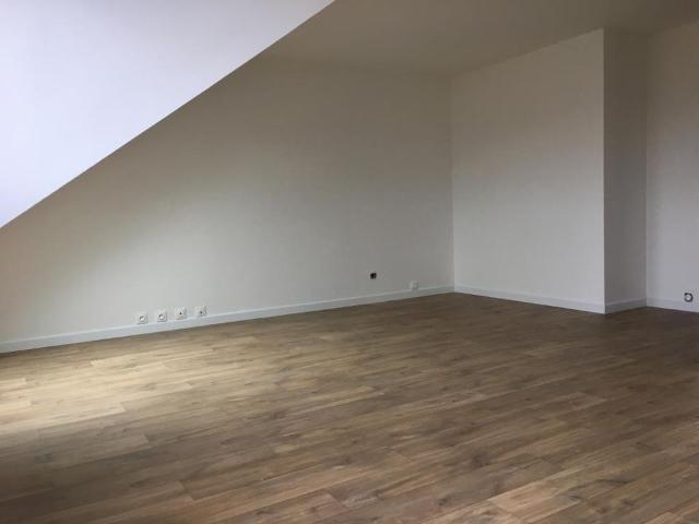 Appartement 2 pièces, 54 m² à louer à Valenciennes 59300