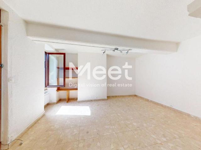 Appartement 2 pièces, 54 m² à louer à Courgenay 89190