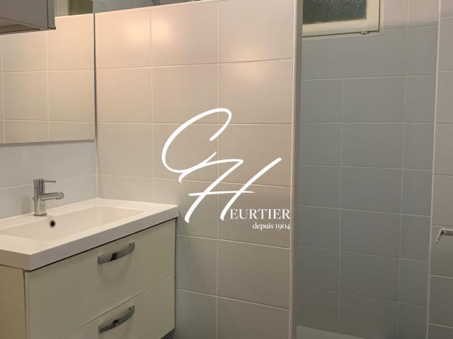 Appartement 2 pièces, 54 m² à louer à Eybens 38320