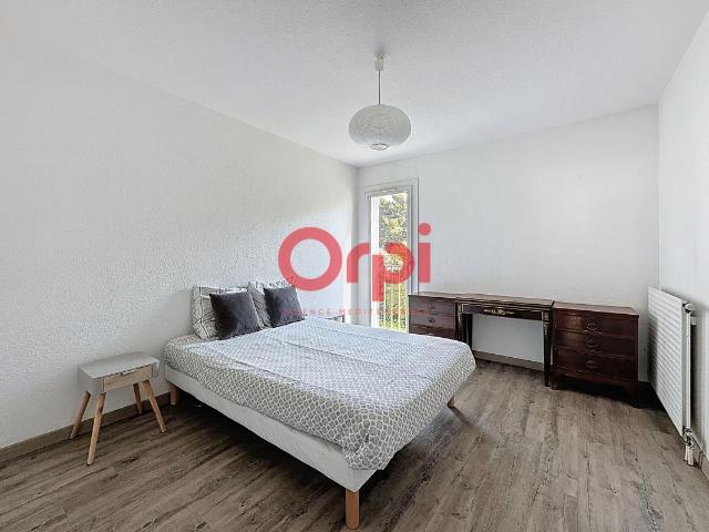 Appartement 2 pièces, 54 m² à louer à Fréjus 83600
