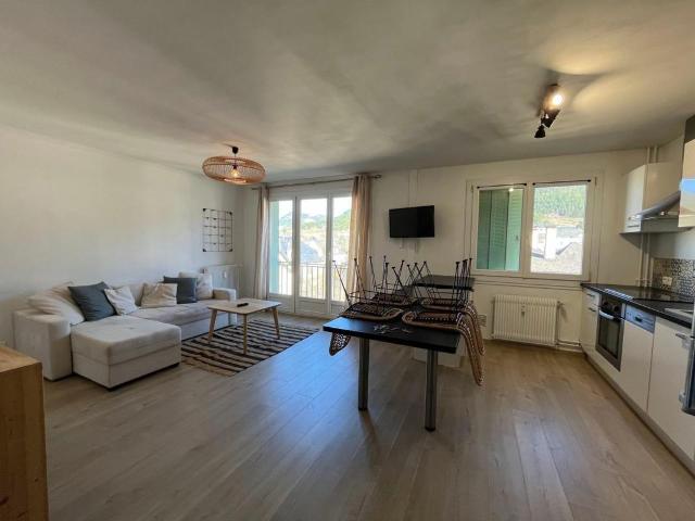 Appartement 2 pièces, 54 m² à louer à Mende 48000