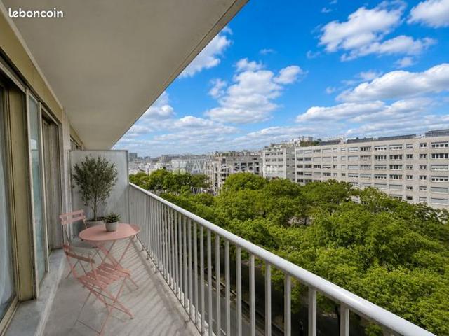 Appartement 2 pièces 55 m² avec balcon Cave et Parking